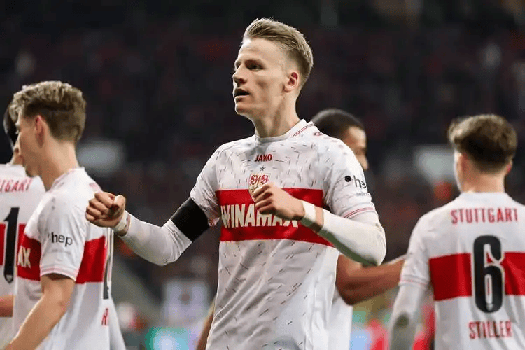 德甲焦点战：斯图加特VS莱红牛，欧冠席位争夺白热化